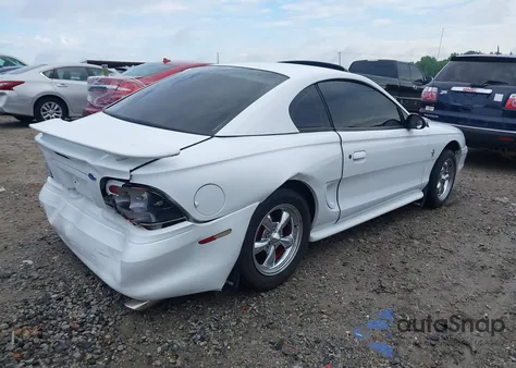 1994 Ford Mustang из США, поврежденный, VIN 1FALP4049RF208106